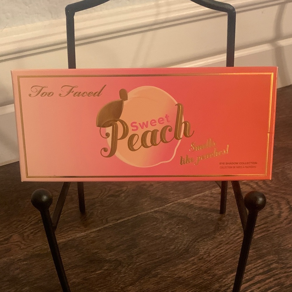 Too Faced Sweet Peach Palette RETIRED- BNIB NEVER SWATCHED